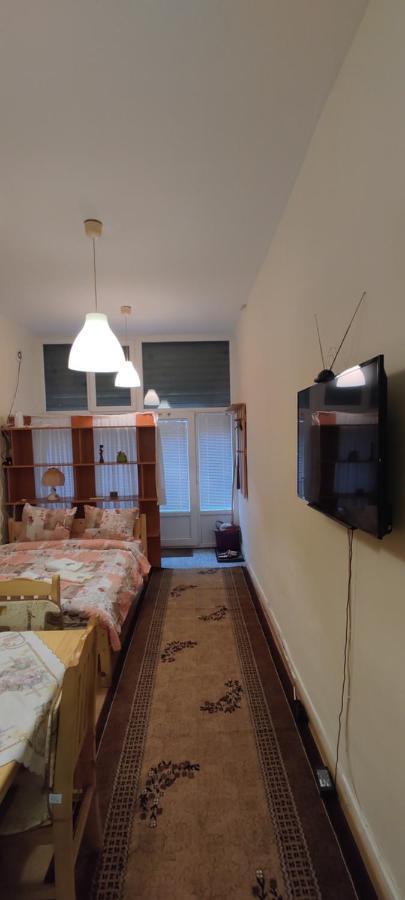 Comfortable&cosy studio near NDK Sofia Esterno foto