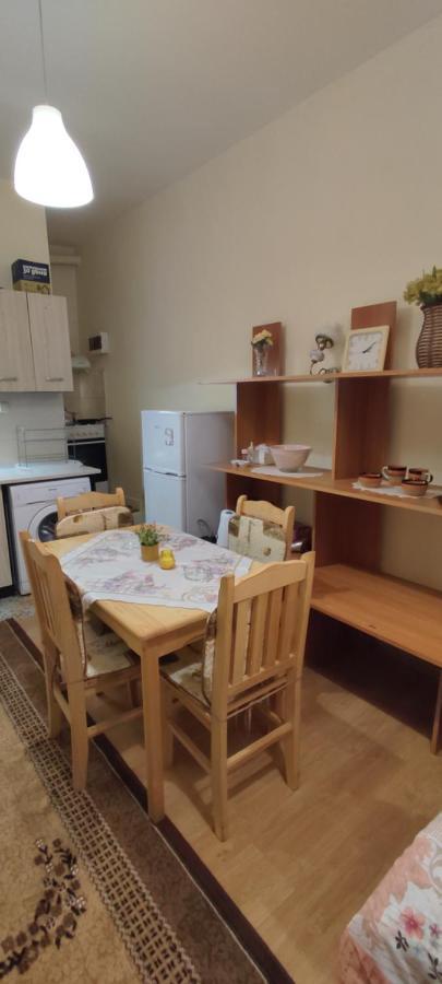 Comfortable&cosy studio near NDK Sofia Esterno foto